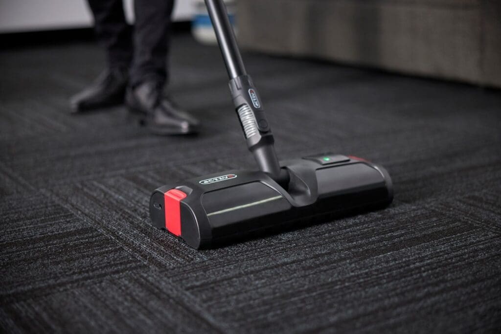 ACTIV8 delivers: • Up to 3 hours of continuous runtime • Designed to support full cleaning cycles in schools, offices, and institutional facilities • Fewer battery swaps, fewer interruptions, fewer excuses That runtime aligns with real‑world cleaning windows, not brochure fantasies.